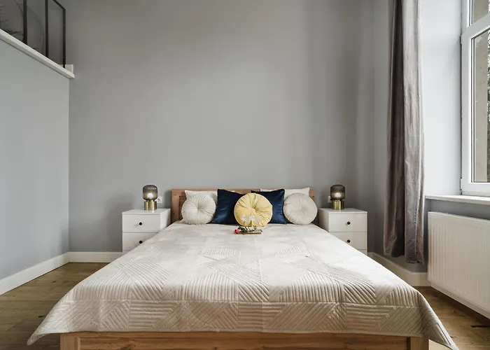 Alpari Wawel * Krakov